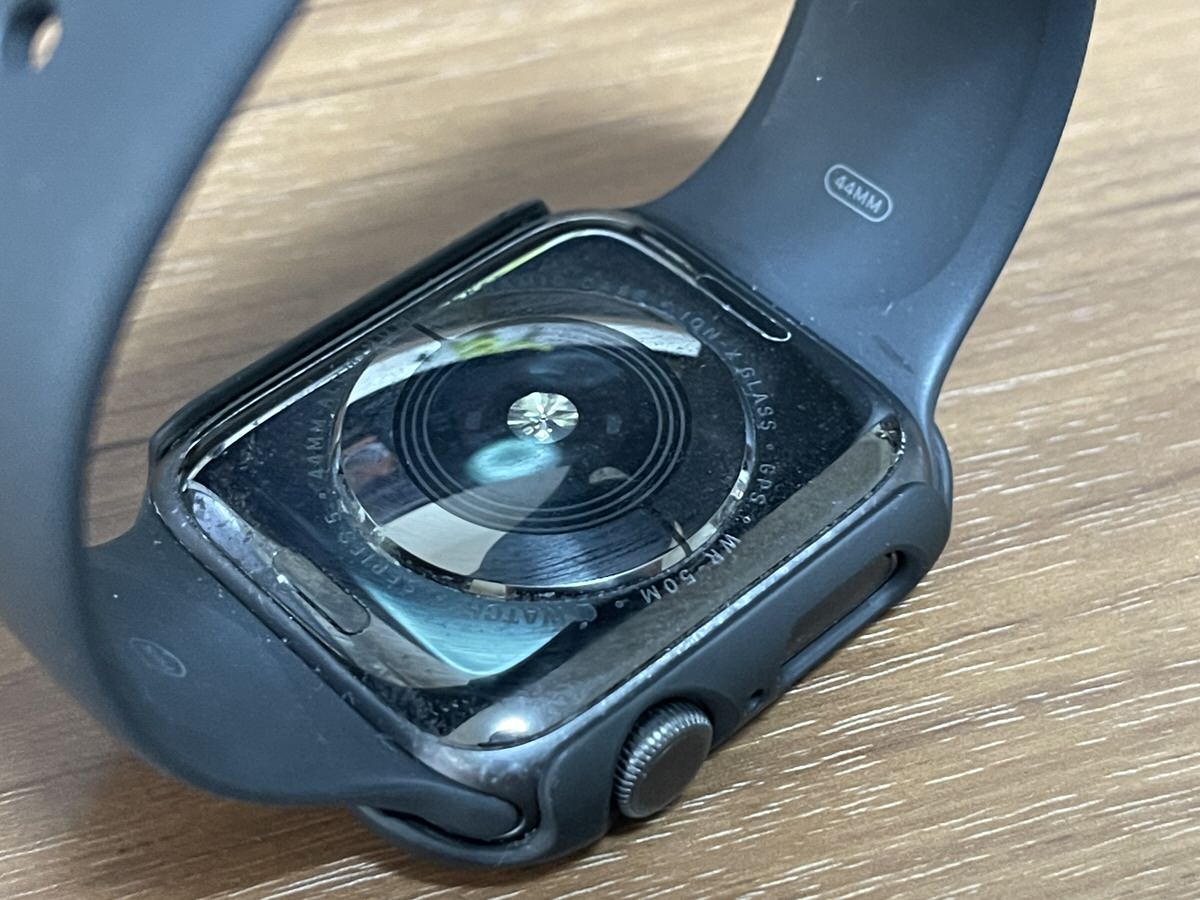 Apple Watchのケース交換とお手入れ